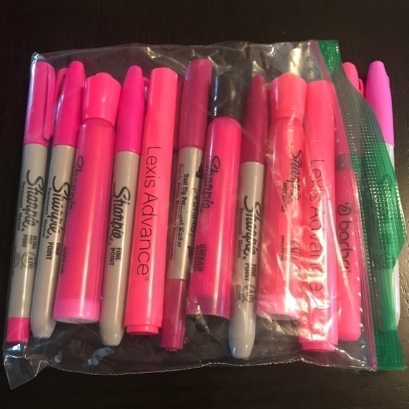 NEW set of 12 Sharpie and Assorted Pink Markers, Highlighters - Picture 1 of 1